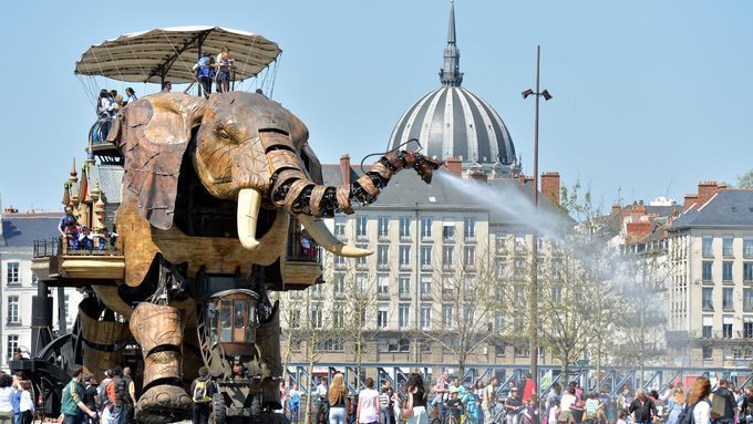 Un éléphant mécanique au coeur de Nantes