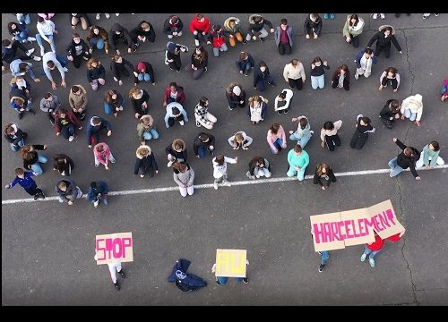 Les élèves se mobilisent : flashmob contre le harcèlement